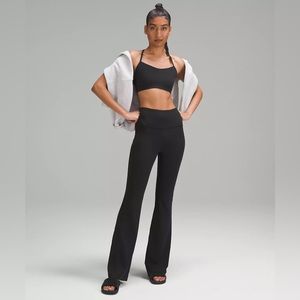 Lululemon Groove Super High rise Nulu Flared Pant in regular